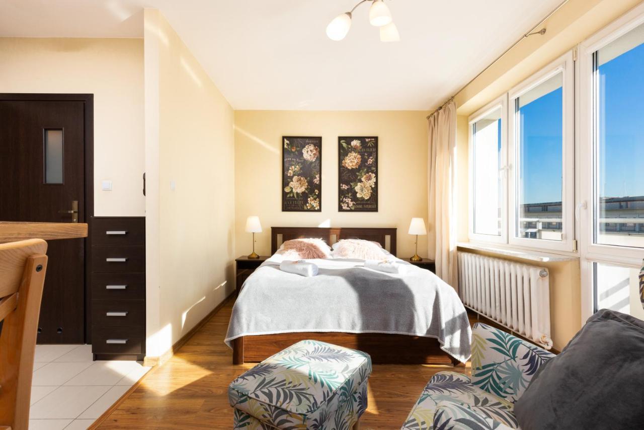 Apartments City Center Krucza By Renters Varsovie Extérieur photo