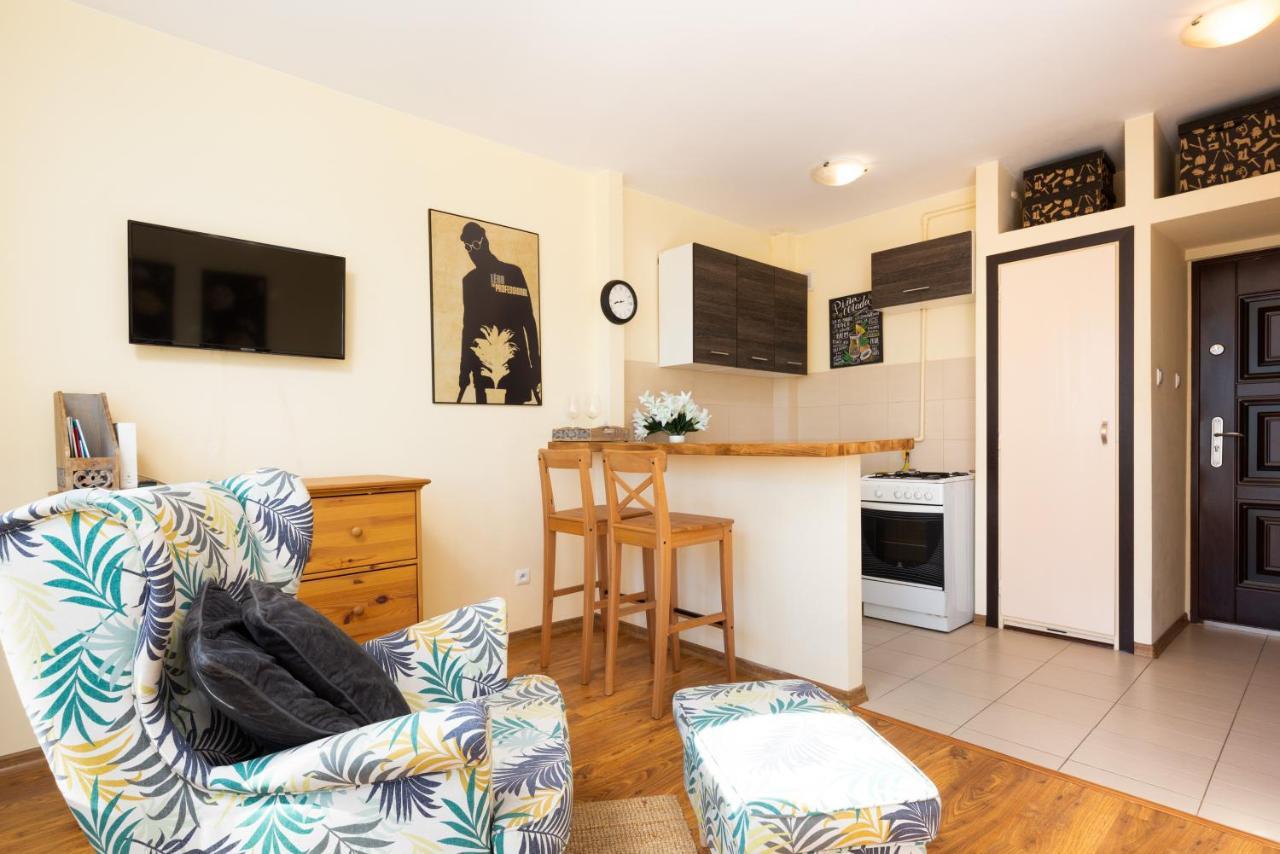 Apartments City Center Krucza By Renters Varsovie Extérieur photo